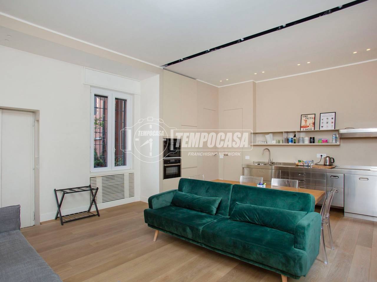 appartamento in vendita a Milano in zona Isola