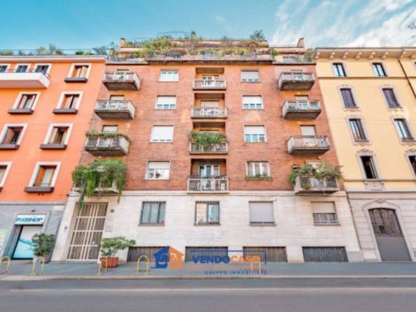 appartamento in vendita a Milano in zona Sempione