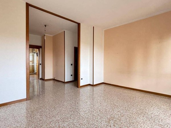 appartamento in vendita a Milano in zona Gallaratese