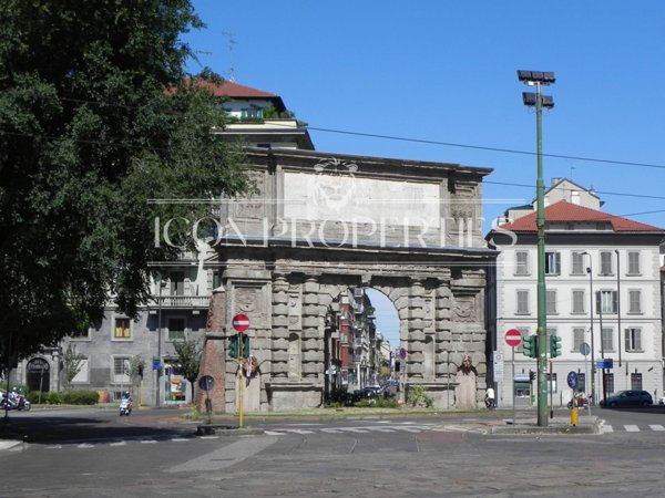 ufficio in vendita a Milano in zona Bocconi