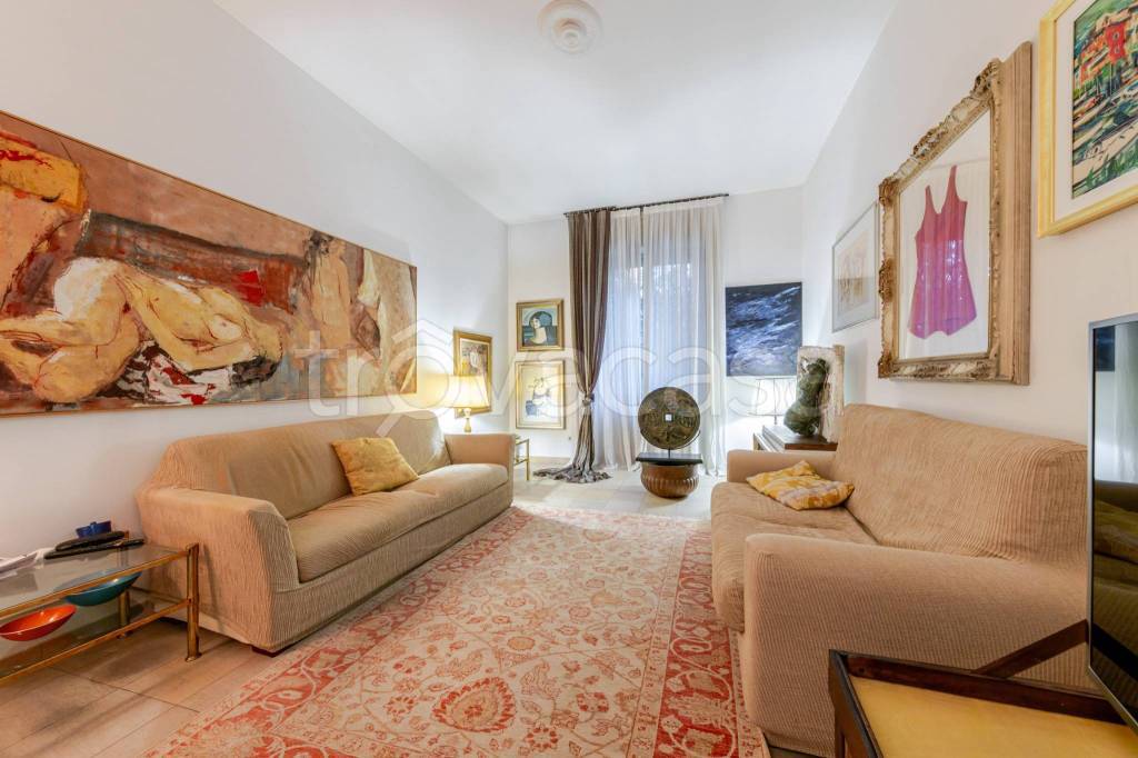 appartamento in vendita a Milano in zona Bande Nere