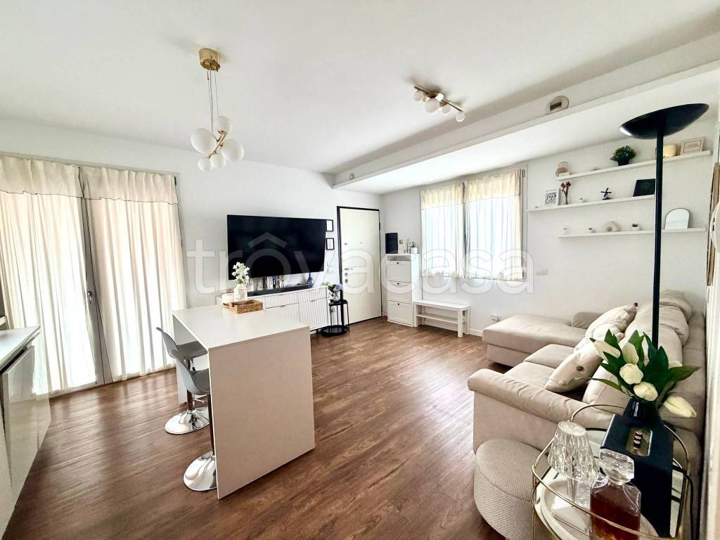 appartamento in vendita a Milano in zona Affori