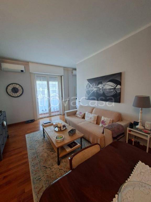appartamento in vendita a Milano in zona Isola