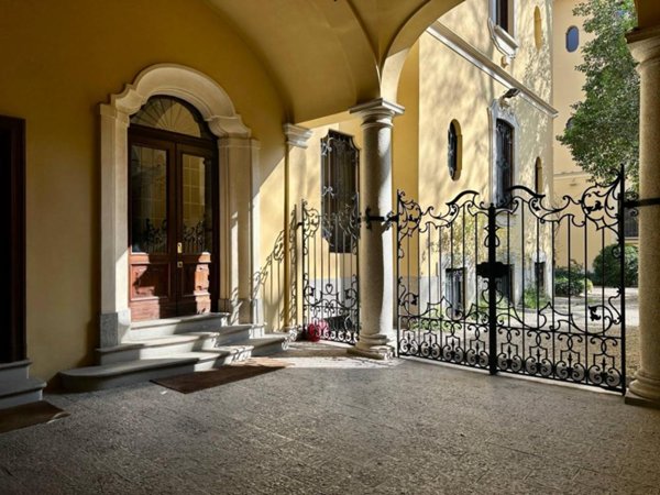 ufficio in vendita a Milano in zona San Vittore