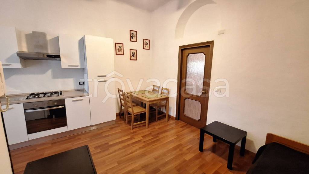 appartamento in vendita a Milano in zona Dergano