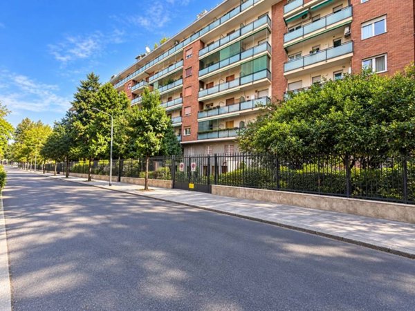 appartamento in vendita a Milano in zona Precotto