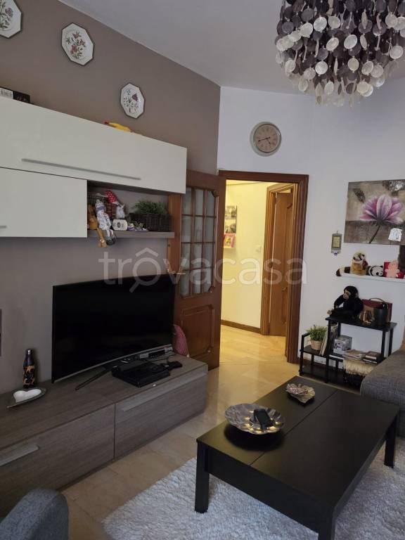 appartamento in vendita a Milano in zona Corvetto