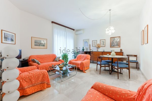 appartamento in vendita a Milano in zona Montalbino