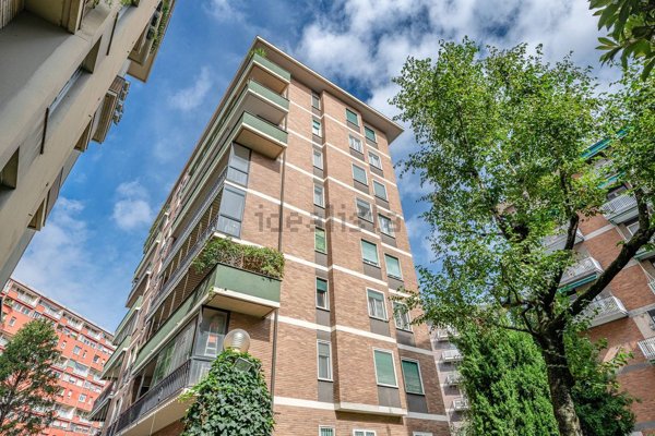appartamento in vendita a Milano in zona Città Studi