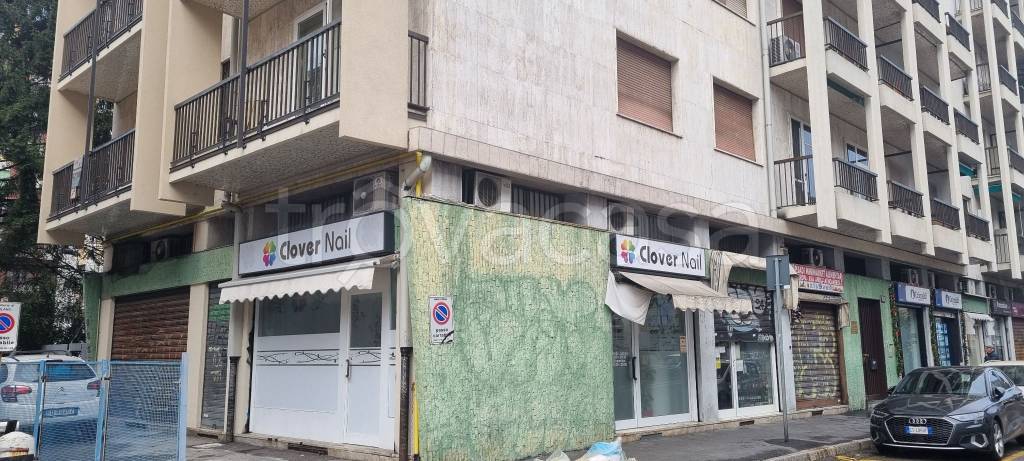 appartamento in vendita a Milano in zona Isola
