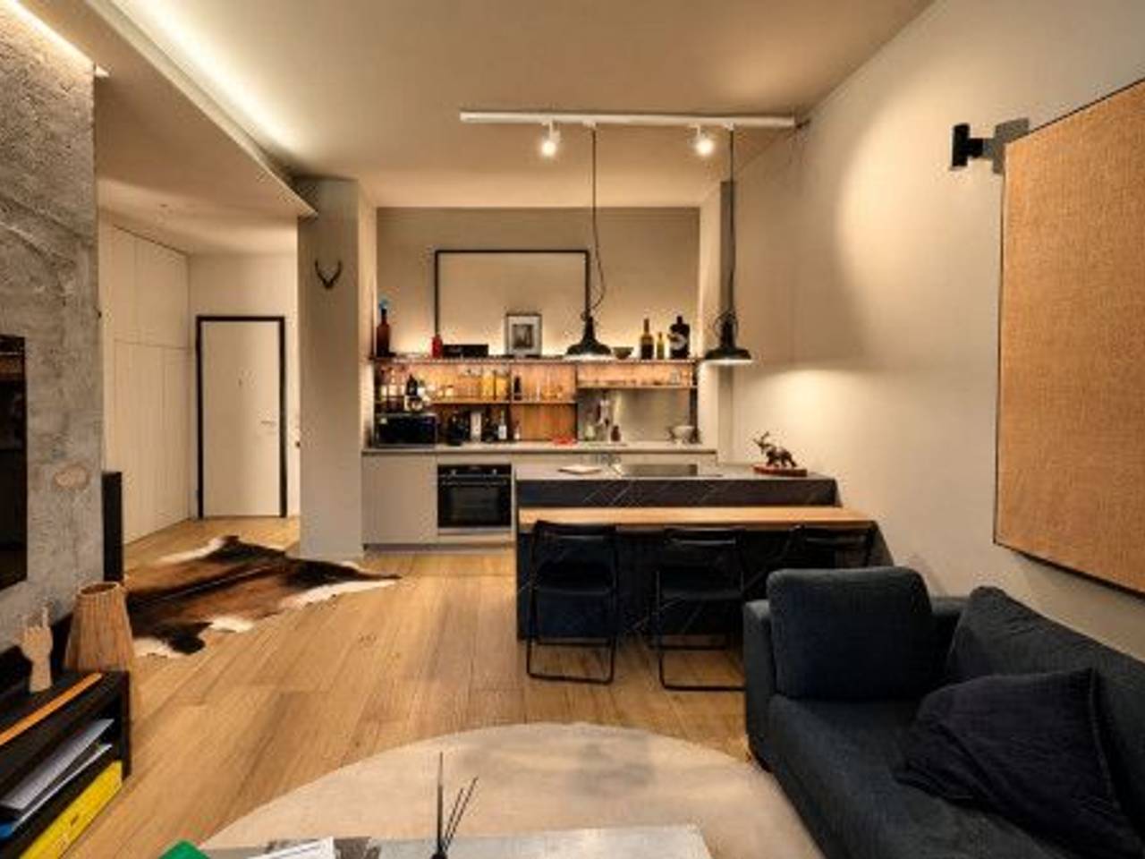 appartamento in vendita a Milano in zona Tibaldi
