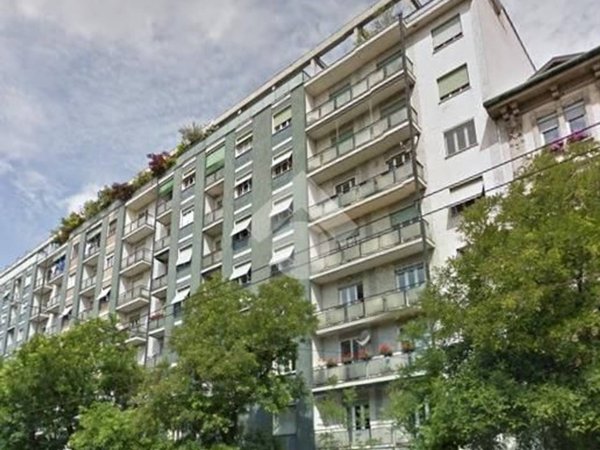 appartamento in vendita a Milano in zona Solari