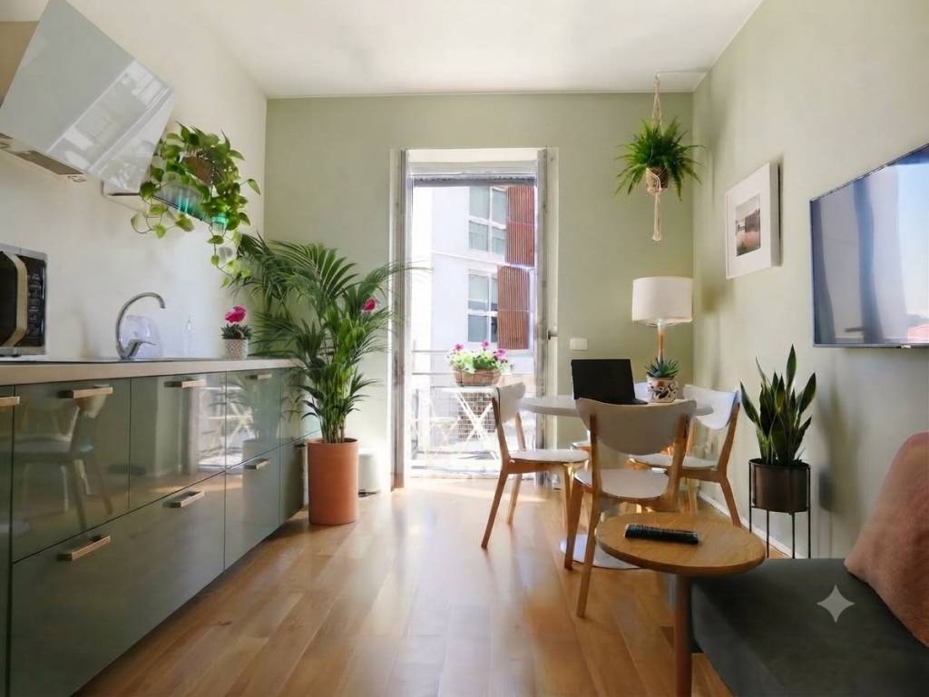 appartamento in vendita a Milano in zona Paolo Sarpi
