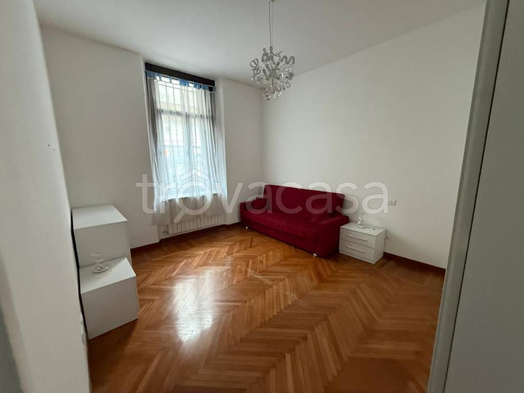 appartamento in vendita a Milano in zona Dergano
