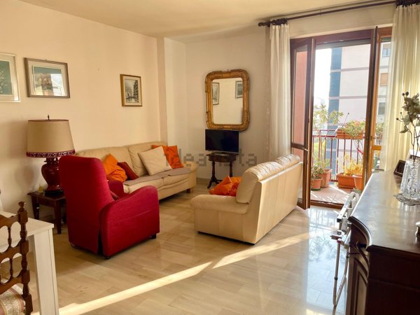 appartamento in vendita a Milano in zona Famagosta