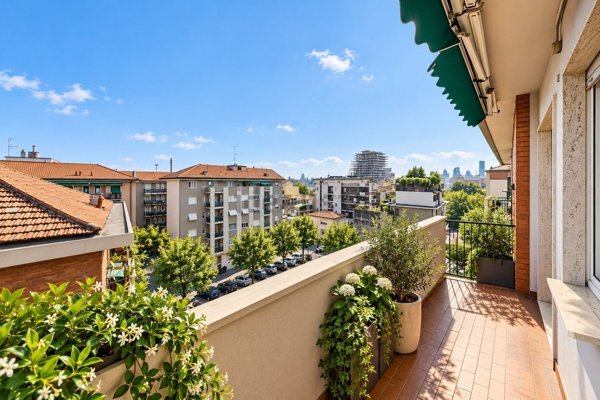 appartamento in vendita a Milano in zona Maggiolina