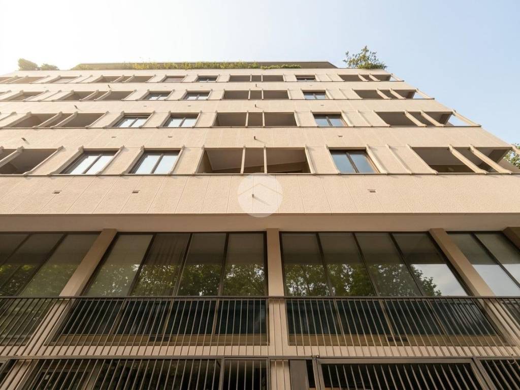 ufficio in vendita a Milano in zona Solari