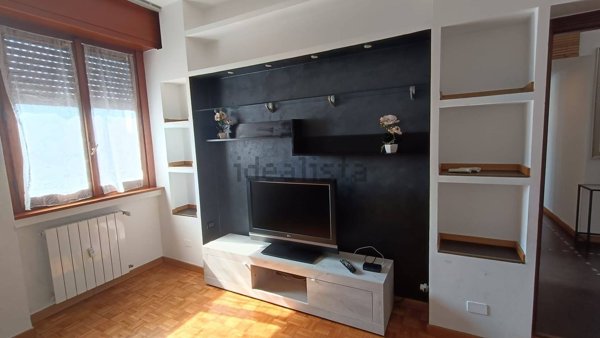 appartamento in vendita a Milano in zona Corvetto