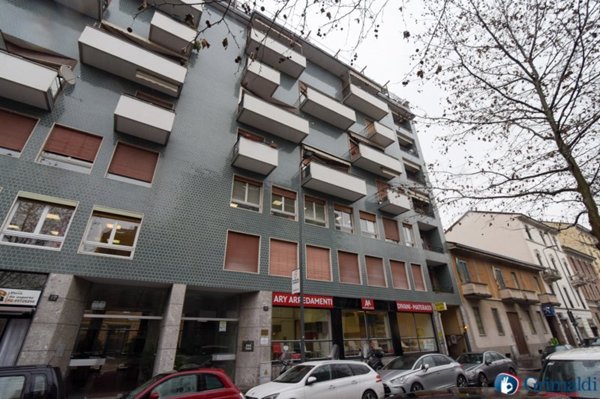 appartamento in vendita a Milano in zona Rembrandt