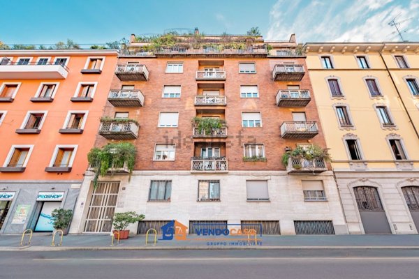 appartamento in vendita a Milano in zona Sempione