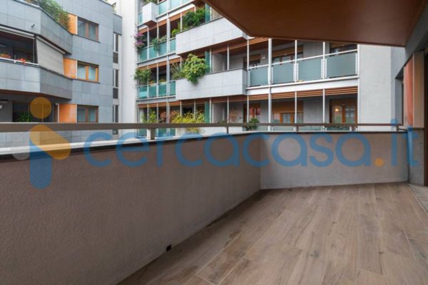 appartamento in vendita a Milano in zona Sempione