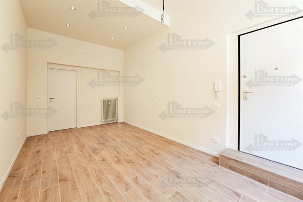 appartamento in vendita a Milano in zona Città Studi