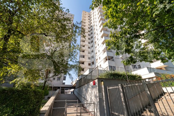 appartamento in vendita a Milano in zona Gratosoglio