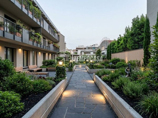 appartamento in vendita a Milano in zona Gorla