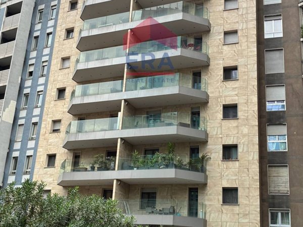appartamento in vendita a Milano in zona Porta Garibaldi