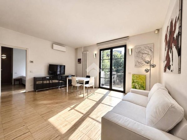 appartamento in vendita a Milano in zona Bovisa