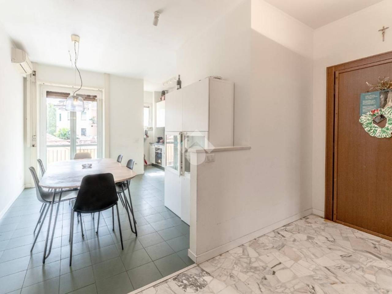 appartamento in vendita a Milano in zona Ghisolfa