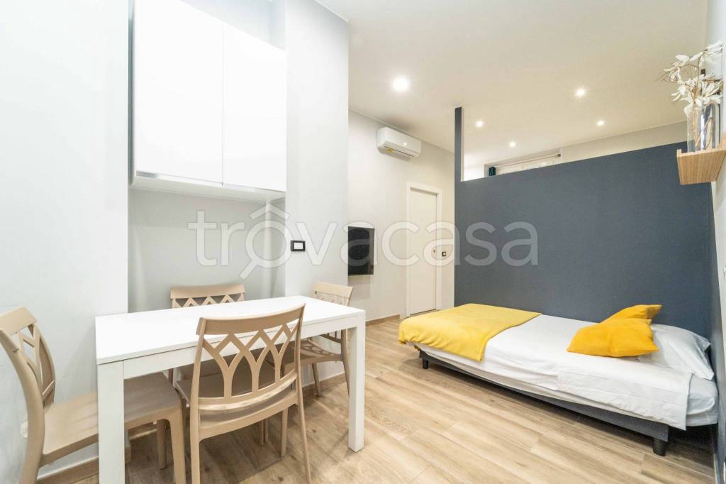 appartamento in vendita a Milano in zona Città Studi