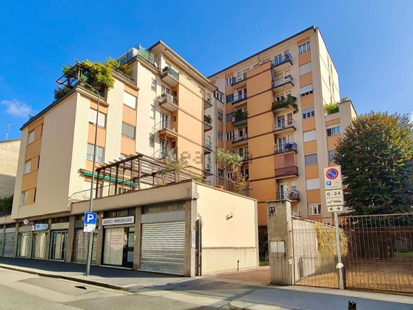 appartamento in vendita a Milano in zona Stadera