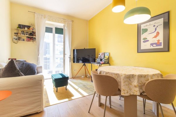 appartamento in vendita a Milano in zona Sempione