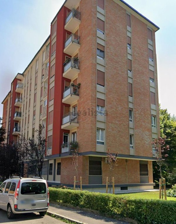 appartamento in vendita a Milano in zona Ghisallo