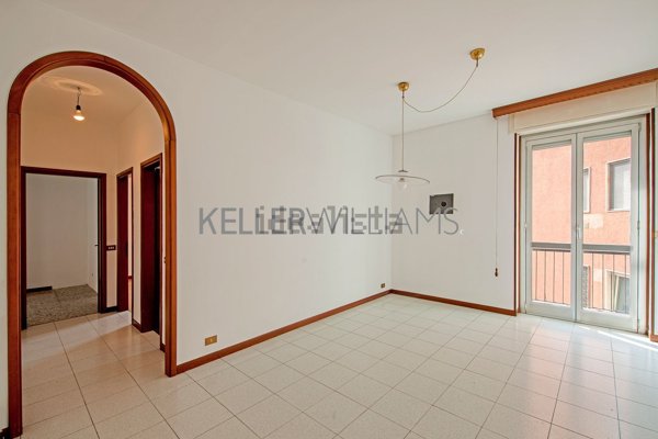 appartamento in vendita a Milano in zona Famagosta