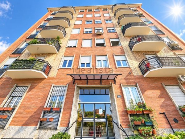 appartamento in vendita a Milano in zona Crescenzago