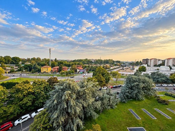 appartamento in vendita a Milano in zona Baggio
