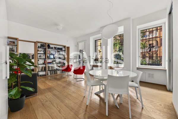 appartamento in vendita a Milano in zona Isola