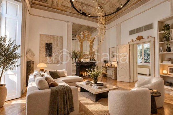 appartamento in vendita a Milano in zona Brera