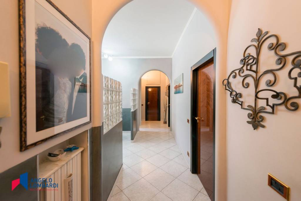 appartamento in vendita a Milano in zona Porta Venezia