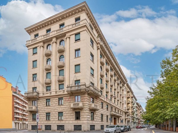 appartamento in vendita a Milano in zona Città Studi