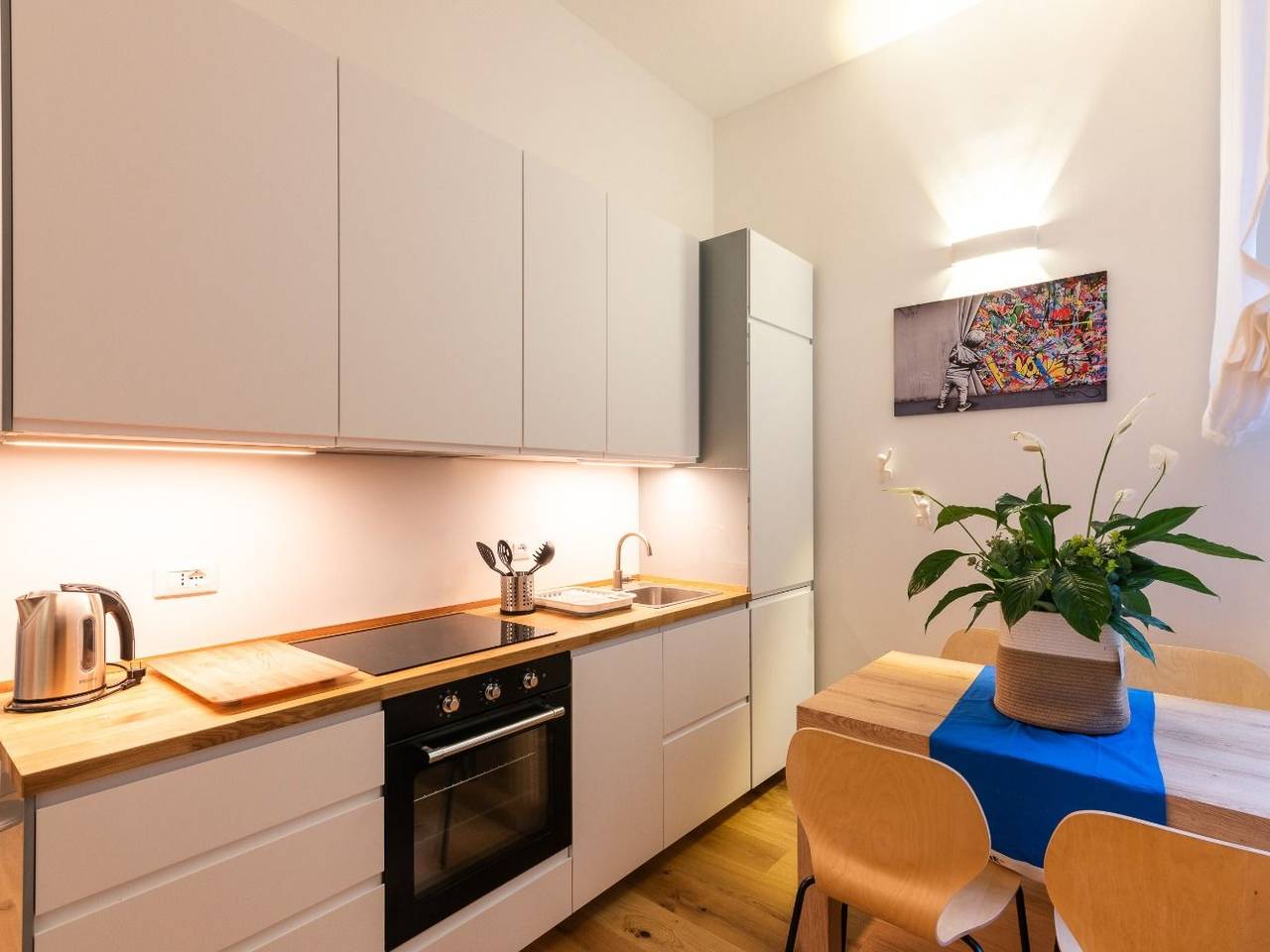 appartamento in vendita a Milano in zona Guastalla