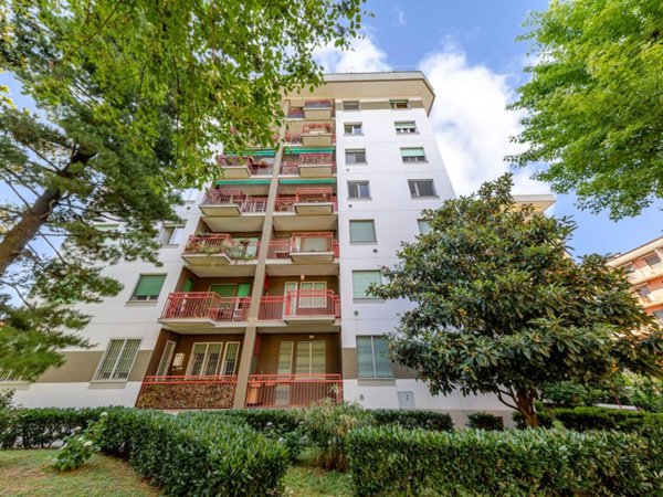appartamento in vendita a Milano in zona Vigentino