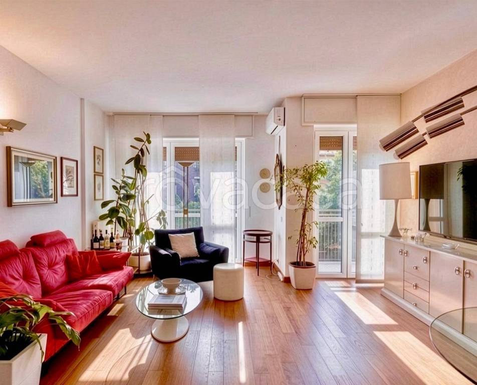 appartamento in vendita a Milano in zona Greco