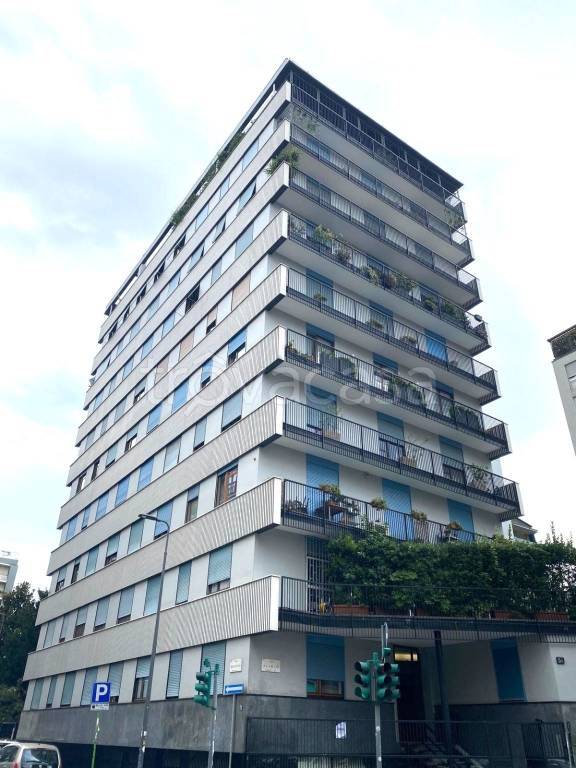 appartamento in vendita a Milano in zona Città Studi