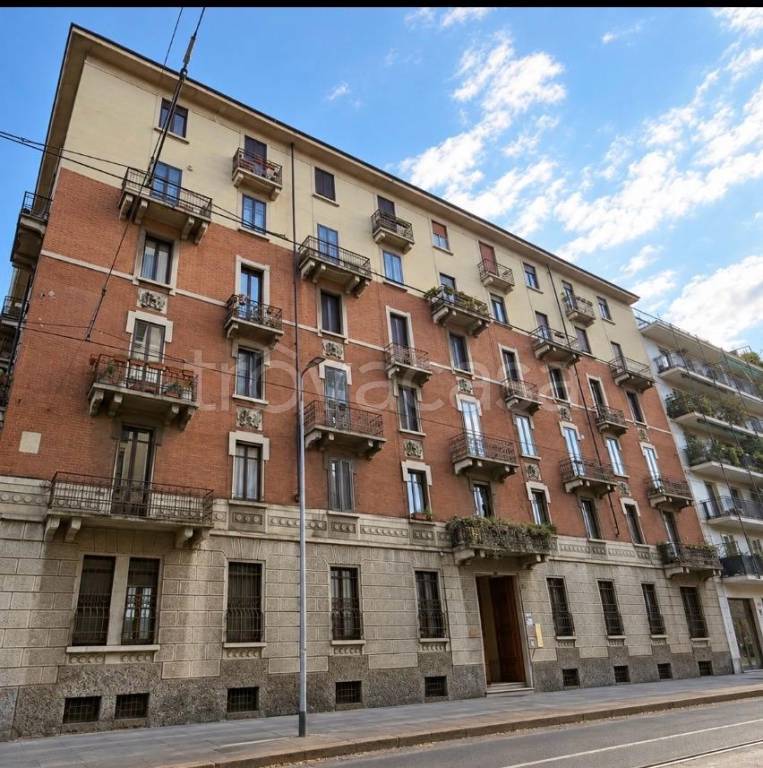 appartamento in vendita a Milano in zona Loreto