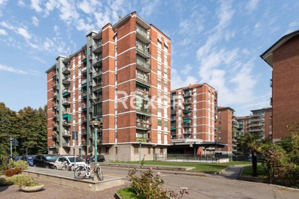 appartamento in vendita a Milano in zona Famagosta