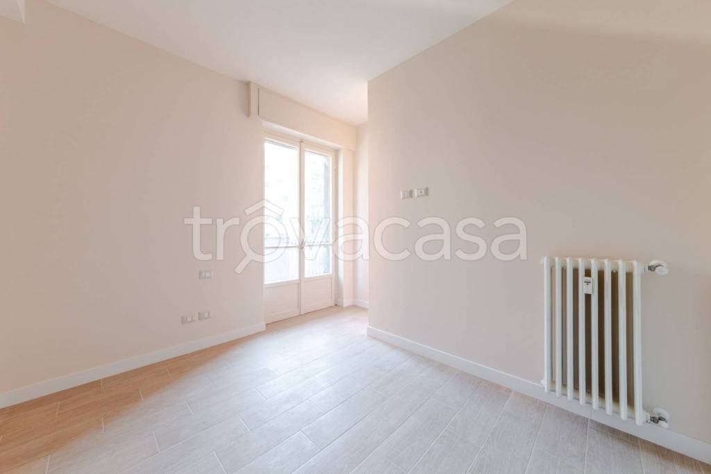 appartamento in vendita a Milano in zona Forlanini