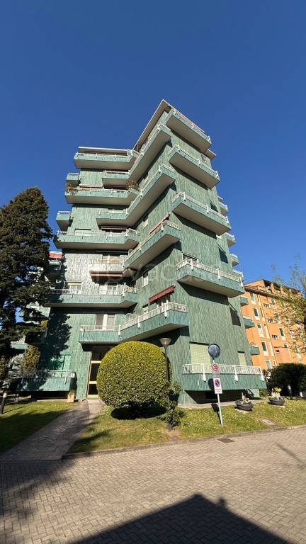 appartamento in vendita a Milano in zona Restocco Maroni